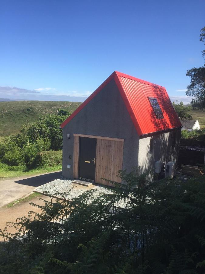 Immaculate 2-Bed House In Colbost Exterior foto